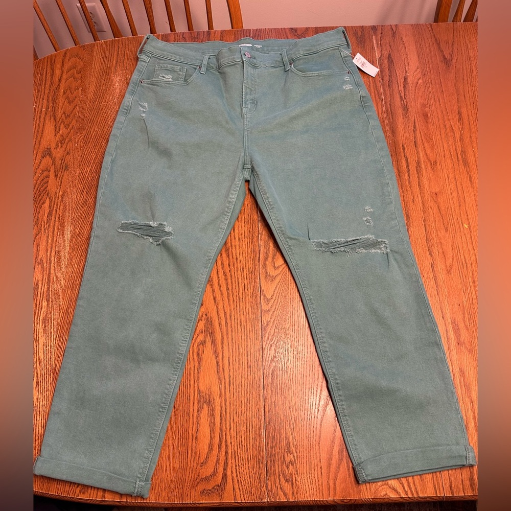 Old Navy Women’s Mid-Rise Boyfriend Distressed Jeans in Green size 16